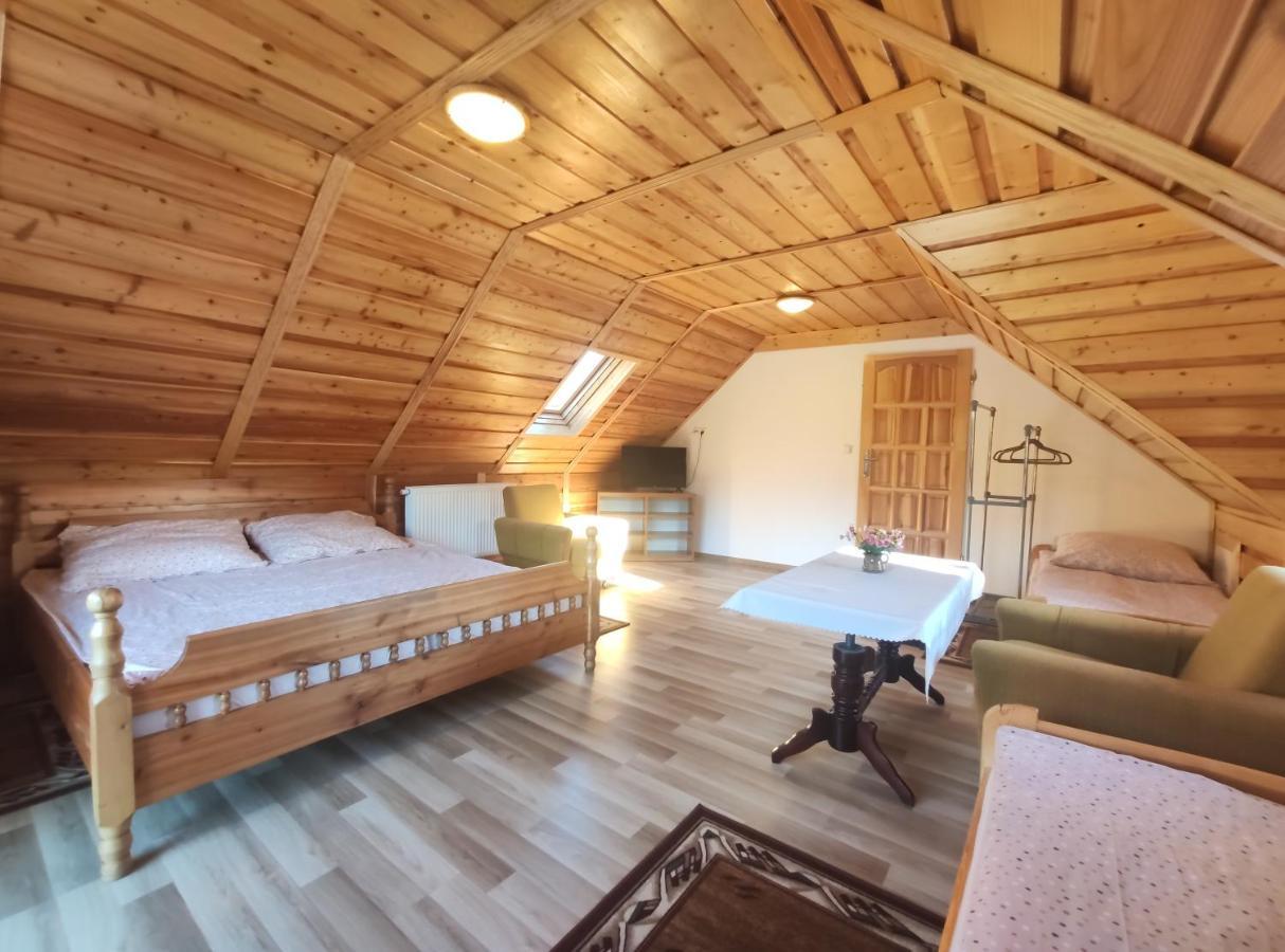 Hotel Koniczynka Ściegny Esterno foto