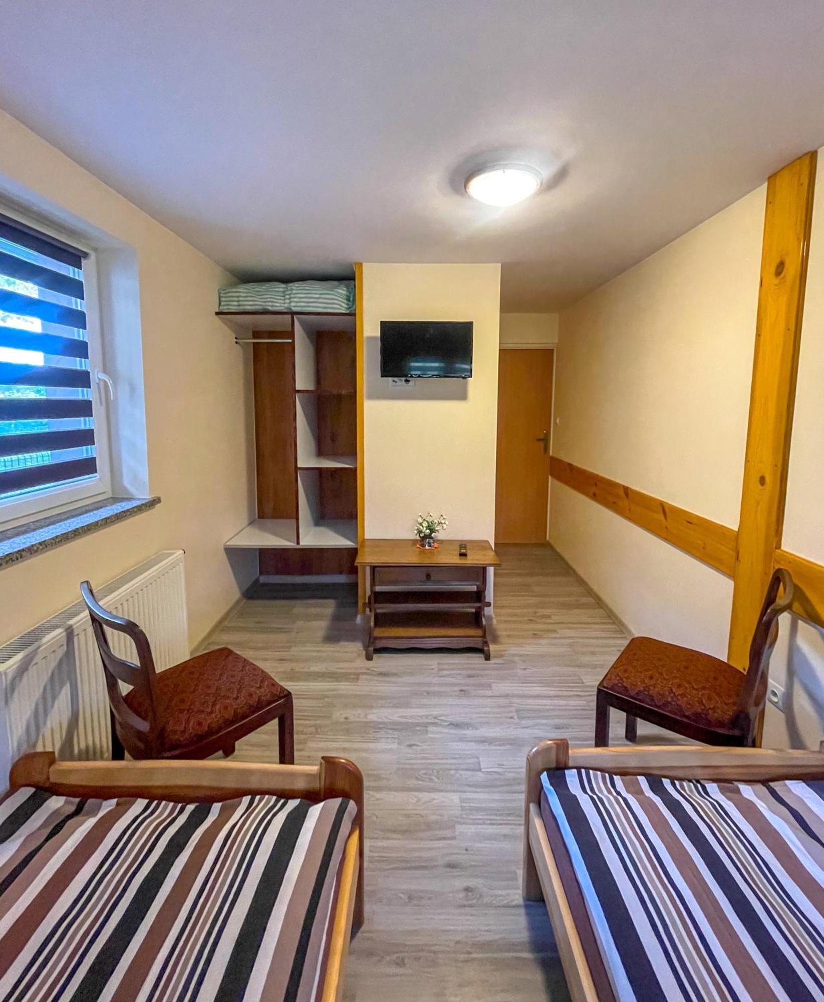 Hotel Koniczynka Ściegny Esterno foto